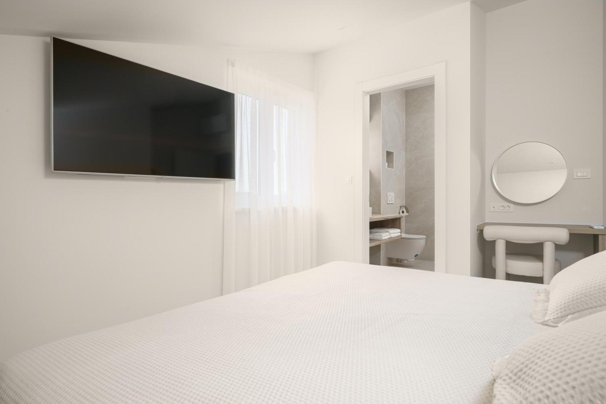 Villa Bianca Vodice Esterno foto