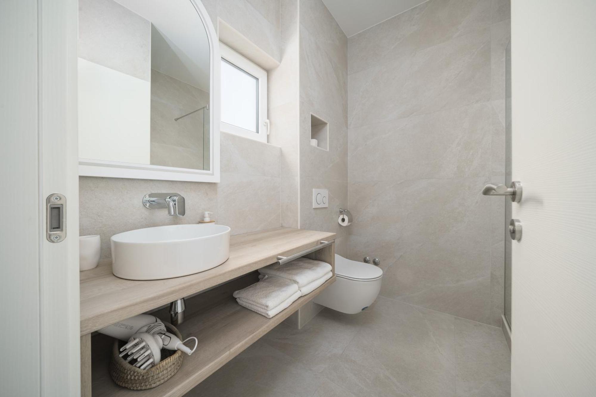 Villa Bianca Vodice Esterno foto