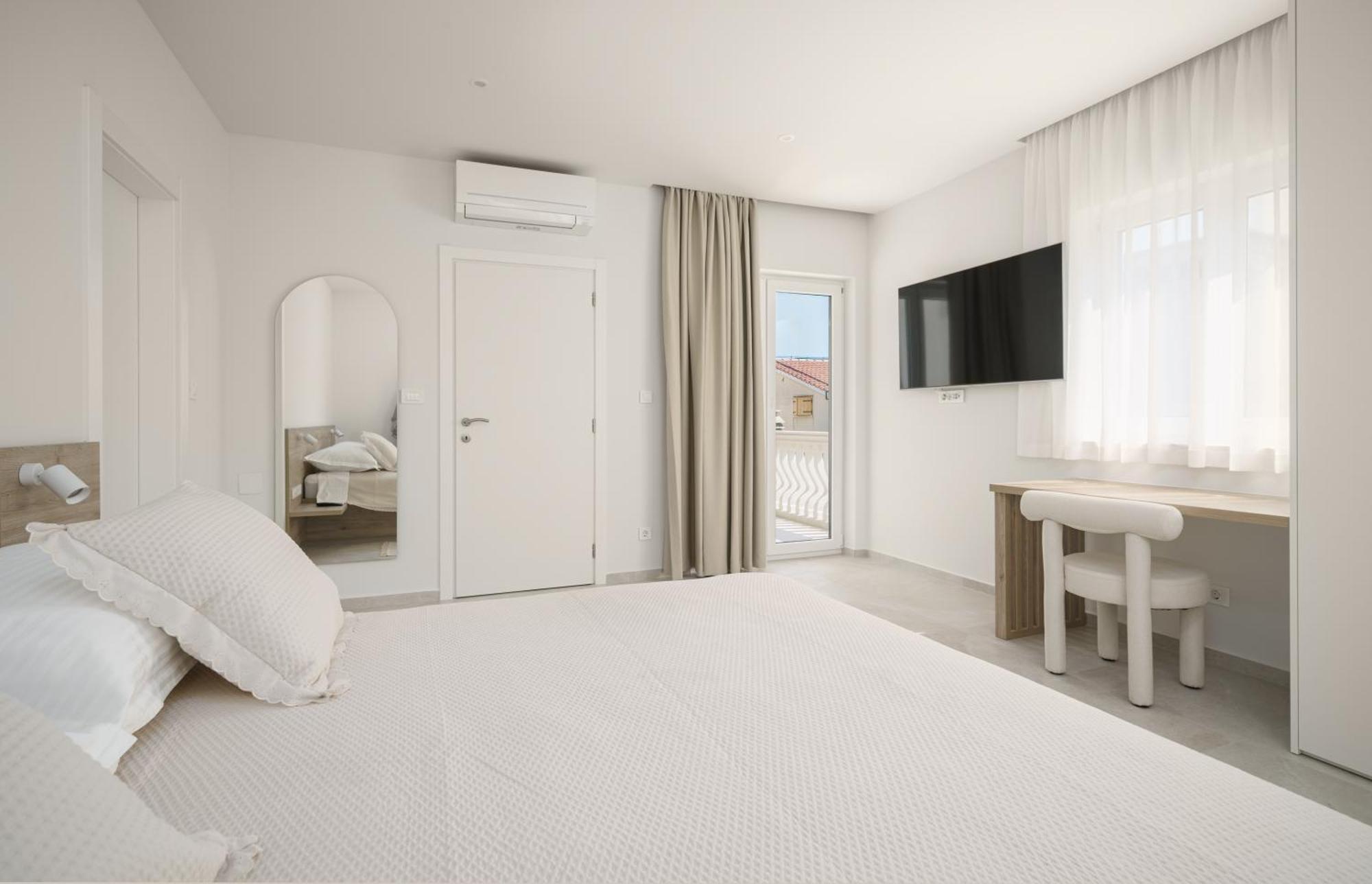 Villa Bianca Vodice Esterno foto